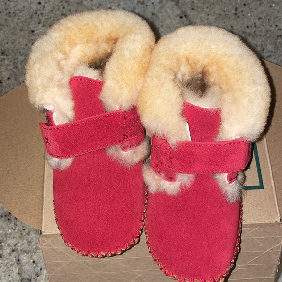 LL Bean Wicked Good Toddler Slipper 7/8 - Picture 2 of 6